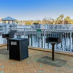 Laketown Wharf 1527